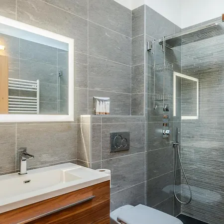 4 Au Pied Des Pistes Morzine-les Gets, Parking, 8 Personnes - Fr-1-754-14